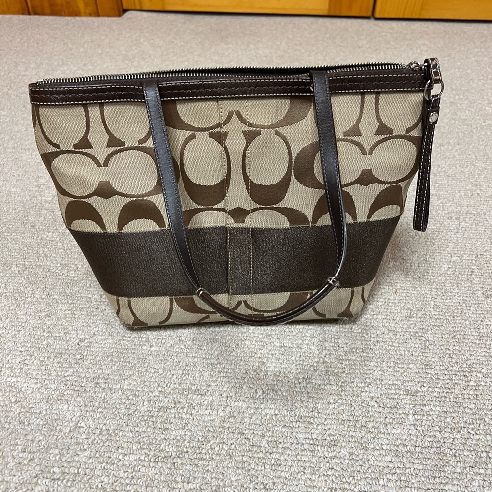 Vintage Y2K Coach Shoulder Bag